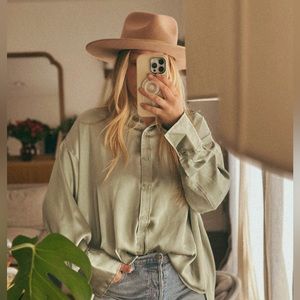 NWOT H&M Green Silk Inspired Button up